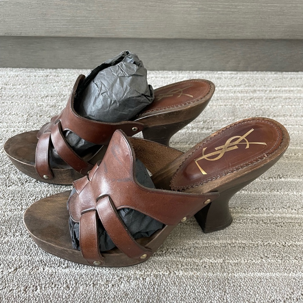 YSL (YVES SAINT LAURENT) heels